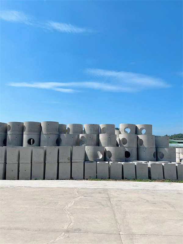 預(yù)制檢查井 (1)